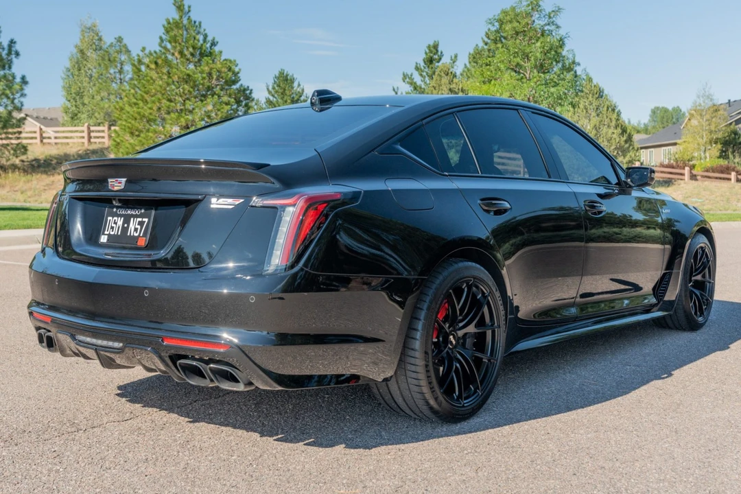 2023 Cadillac CT5-V - Image 5 of 31