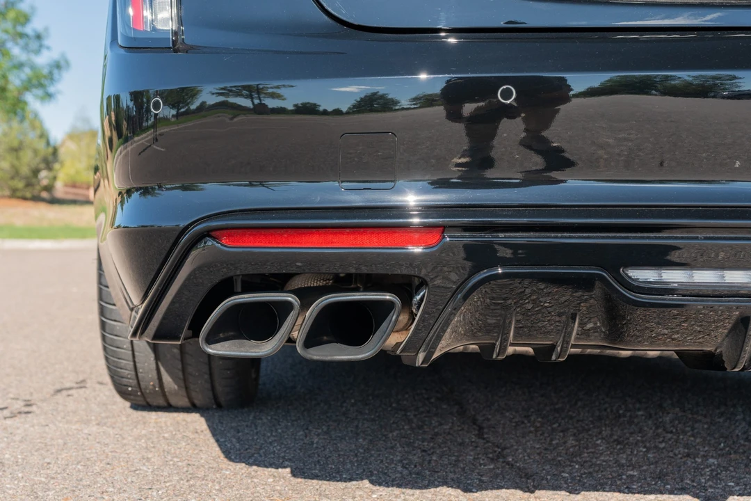 2023 Cadillac CT5-V - Image 25 of 31