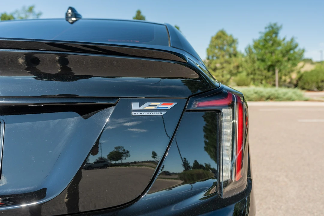 2023 Cadillac CT5-V - Image 16 of 31