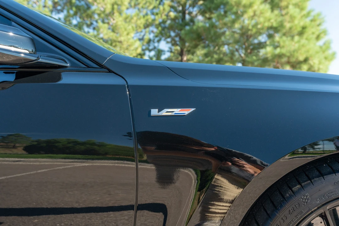 2023 Cadillac CT5-V - Image 28 of 31