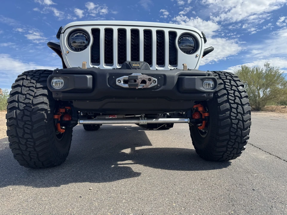 2022 Jeep JL Wrangler - Image 25 of 31