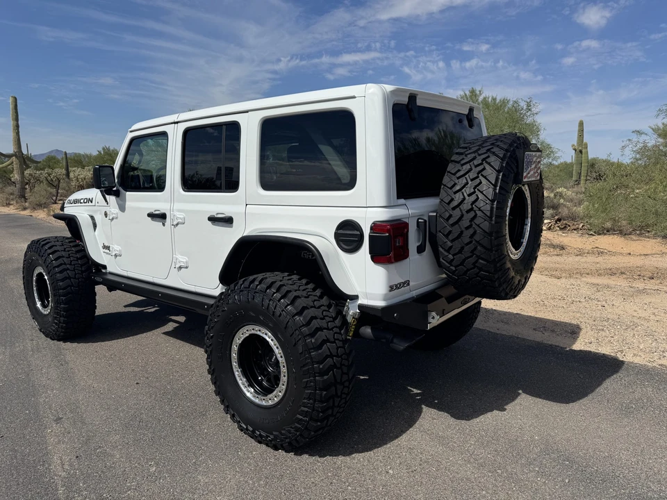 2022 Jeep JL Wrangler - Image 10 of 31