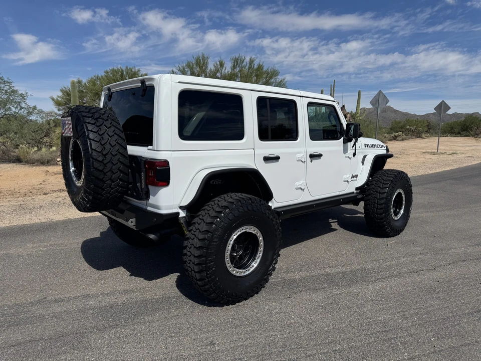 2022 Jeep JL Wrangler - Image 11 of 31