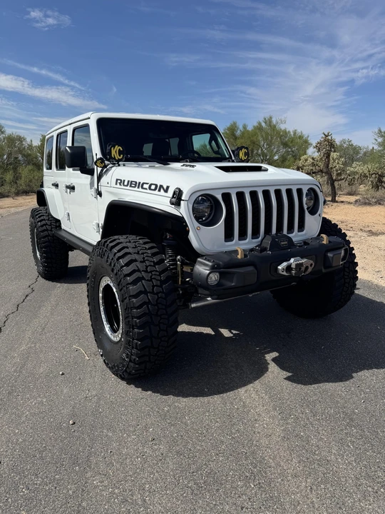 2022 Jeep JL Wrangler - Image 22 of 31