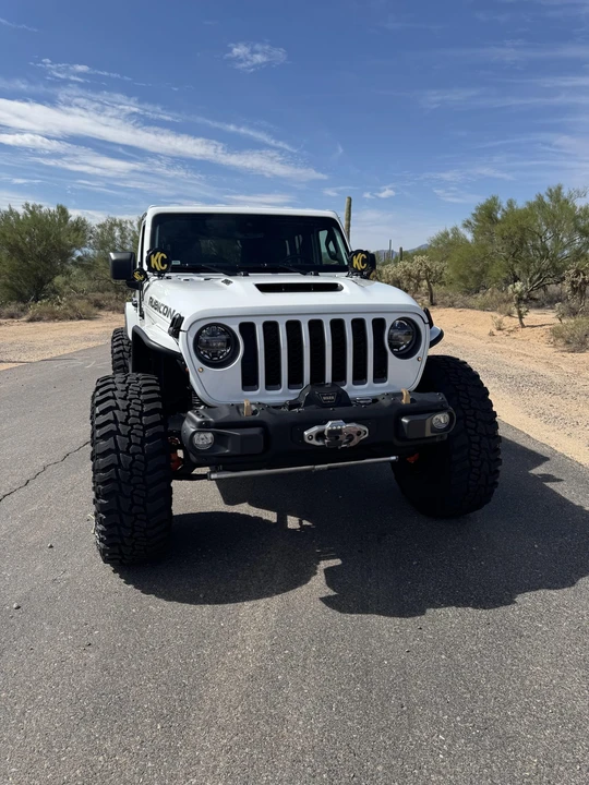 2022 Jeep JL Wrangler - Image 23 of 31