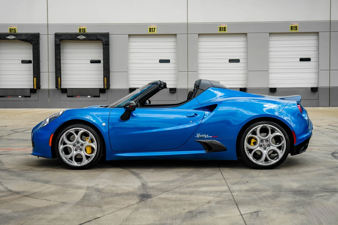 2020 Alfa Romeo 4C Spider - Image 19 of 31