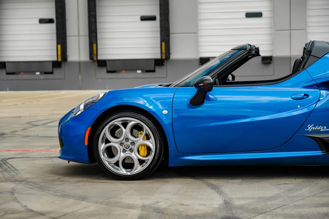 2020 Alfa Romeo 4C Spider - Image 29 of 31