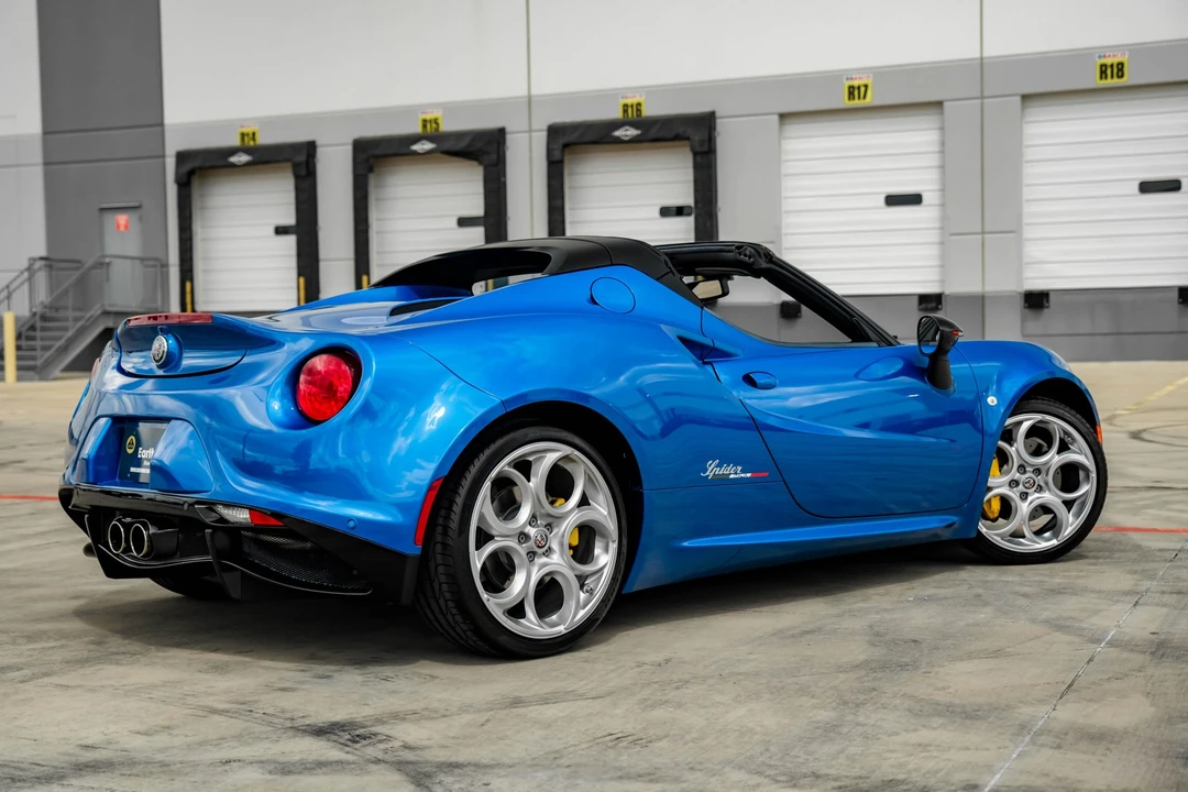 2020 Alfa Romeo 4C Spider - Image 11 of 31