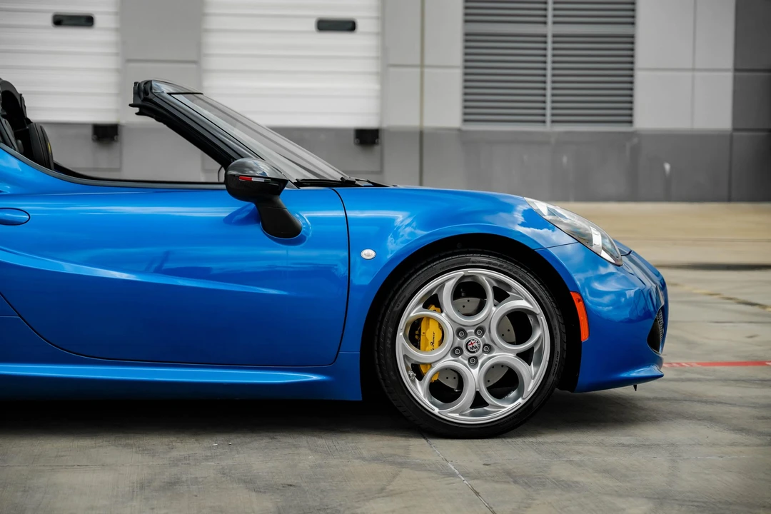 2020 Alfa Romeo 4C Spider - Image 30 of 31