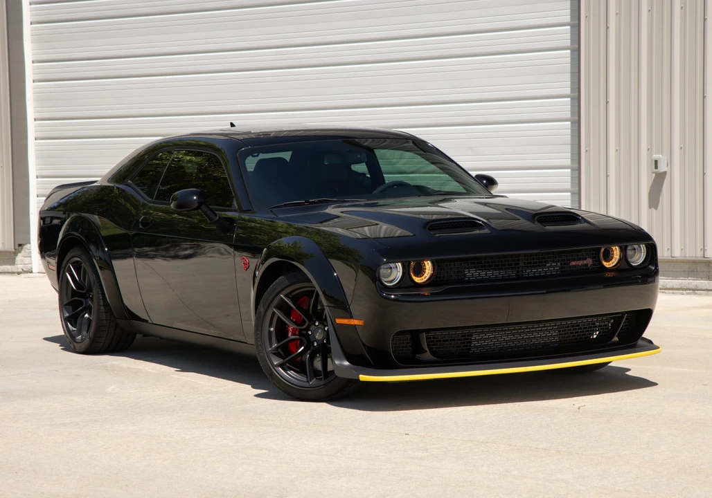 2023 Dodge Challenger SRT Hellcat 3rd Gen - Image 10 of 31