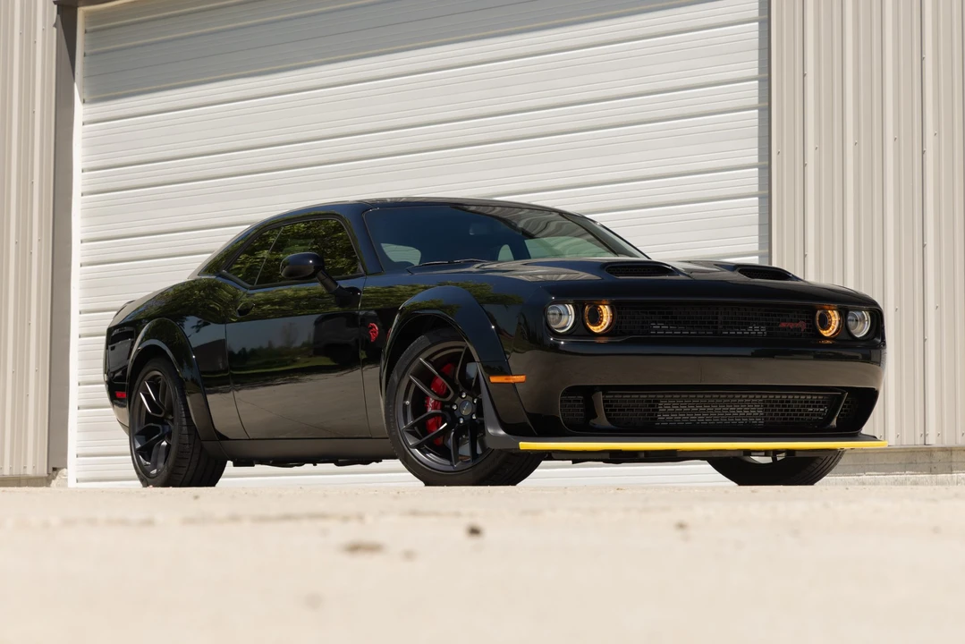 2023 Dodge Challenger SRT Hellcat 3rd Gen - Image 13 of 31