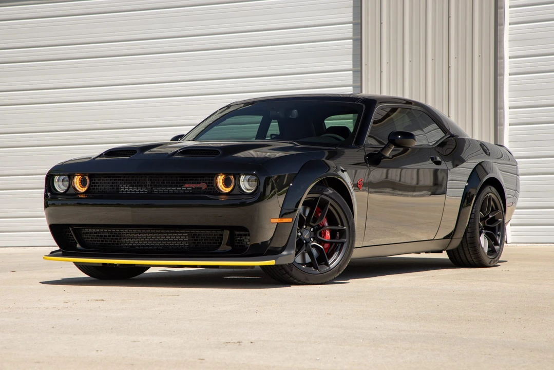 2023 Dodge Challenger SRT Hellcat 3rd Gen - Image 4 of 31