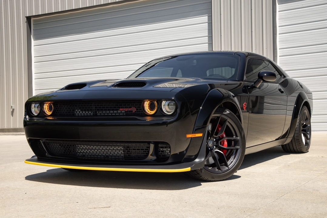 2023 Dodge Challenger SRT Hellcat 3rd Gen - Image 7 of 31