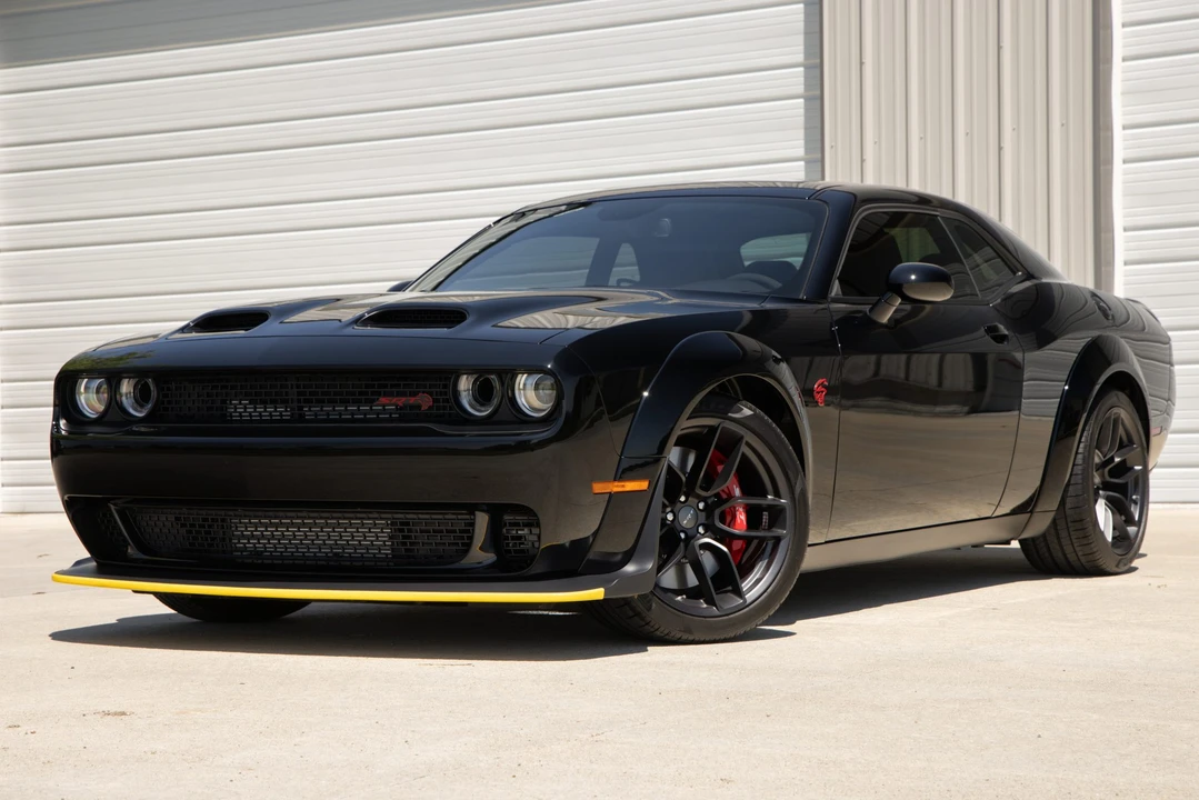 2023 Dodge Challenger SRT Hellcat 3rd Gen - Image 6 of 31