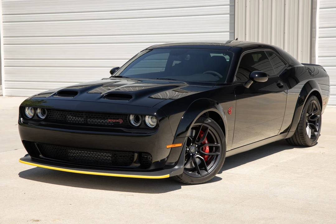 2023 Dodge Challenger SRT Hellcat 3rd Gen - Image 5 of 31
