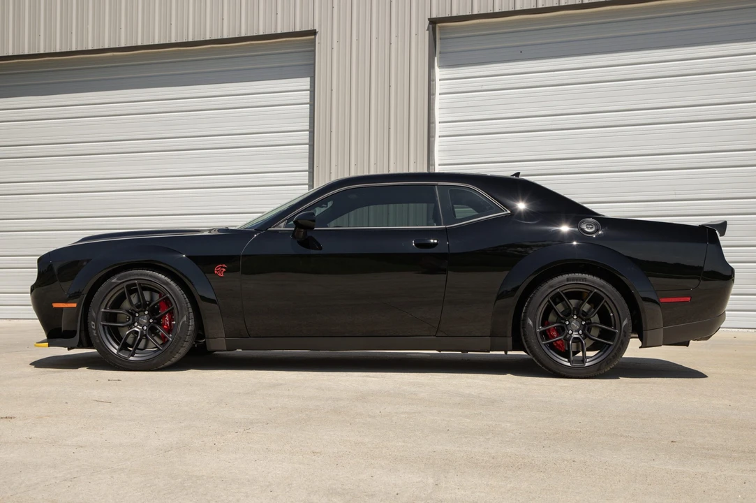 2023 Dodge Challenger SRT Hellcat 3rd Gen - Image 23 of 31