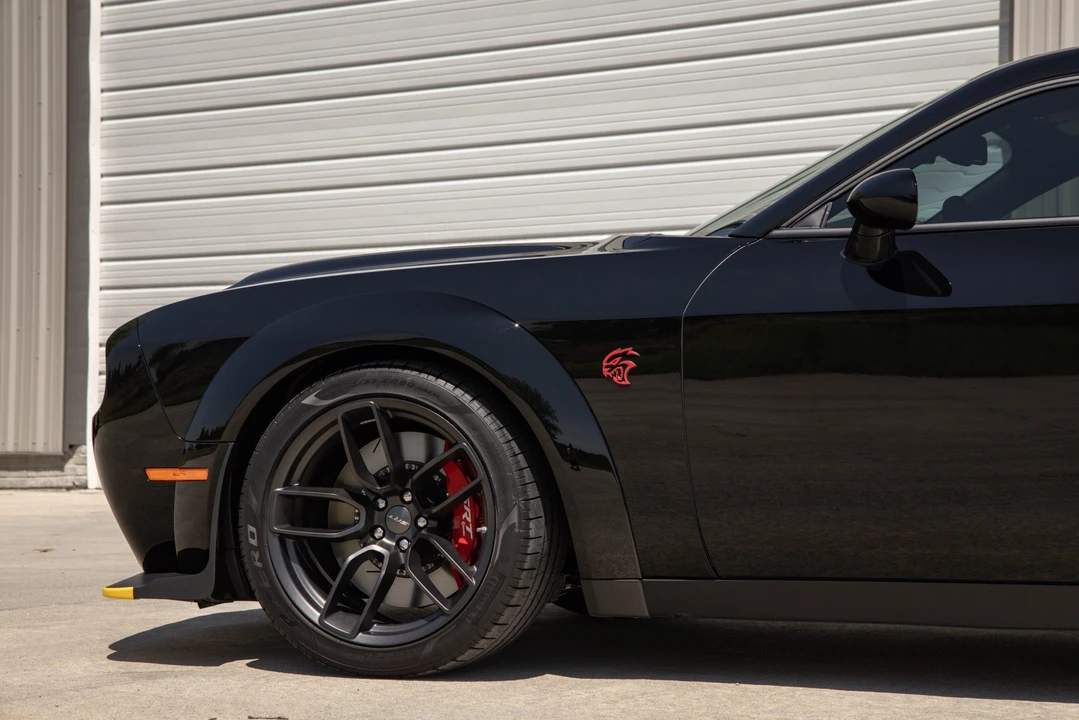 2023 Dodge Challenger SRT Hellcat 3rd Gen - Image 26 of 31