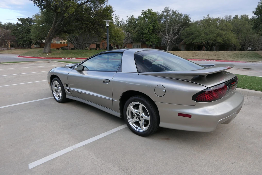 2000 Pontiac Firebird Trans Am 4th Gen - Image 3 of 31