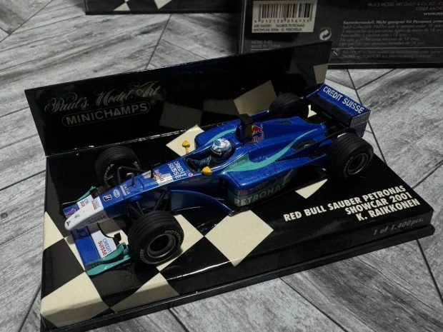 Parts & Memorabilia Scale Models - Image 3 of 4