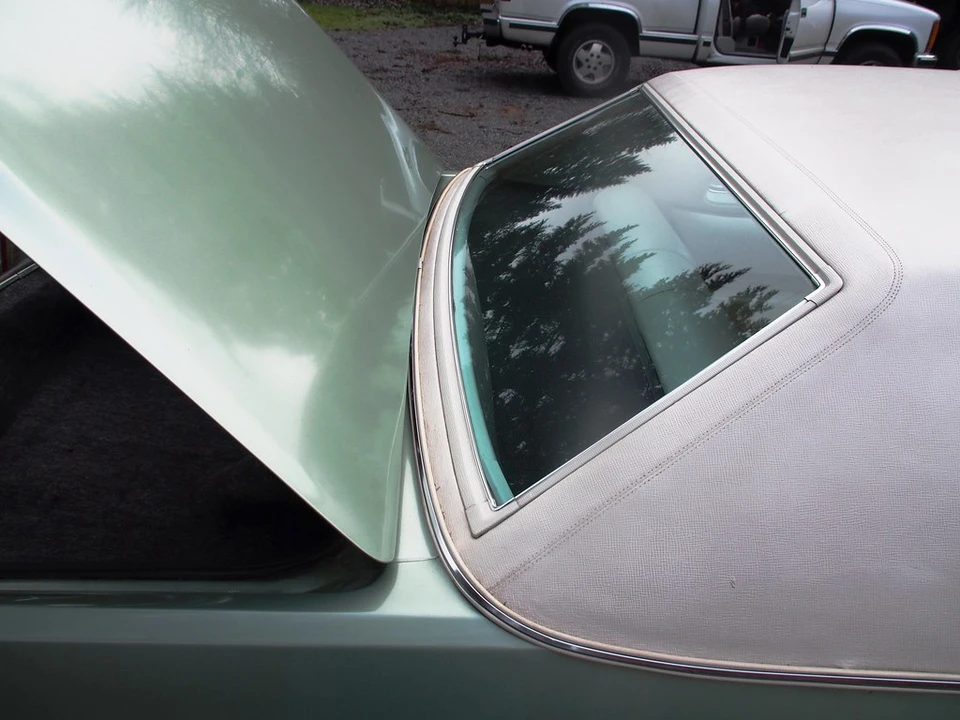 1975 Cadillac DeVille 4th Gen - Image 14 of 31