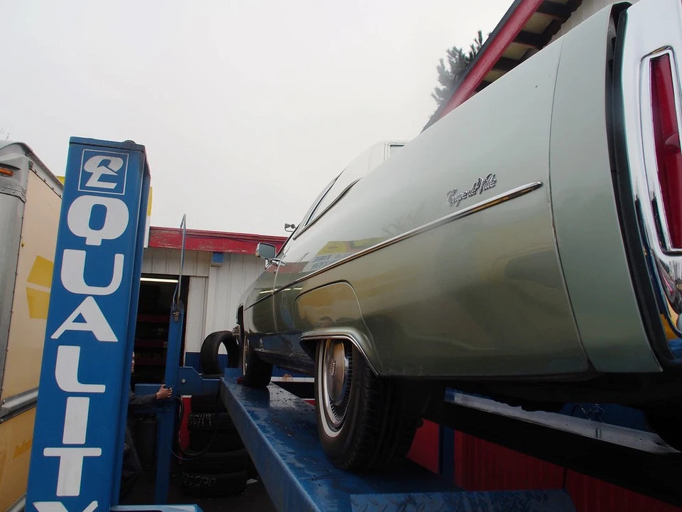 1975 Cadillac DeVille 4th Gen - Image 16 of 31