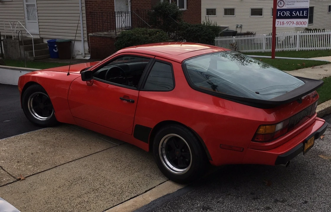 1985 Porsche 944 - Image 12 of 31