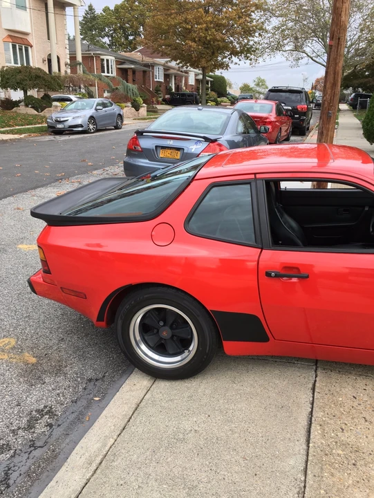 1985 Porsche 944 - Image 16 of 31