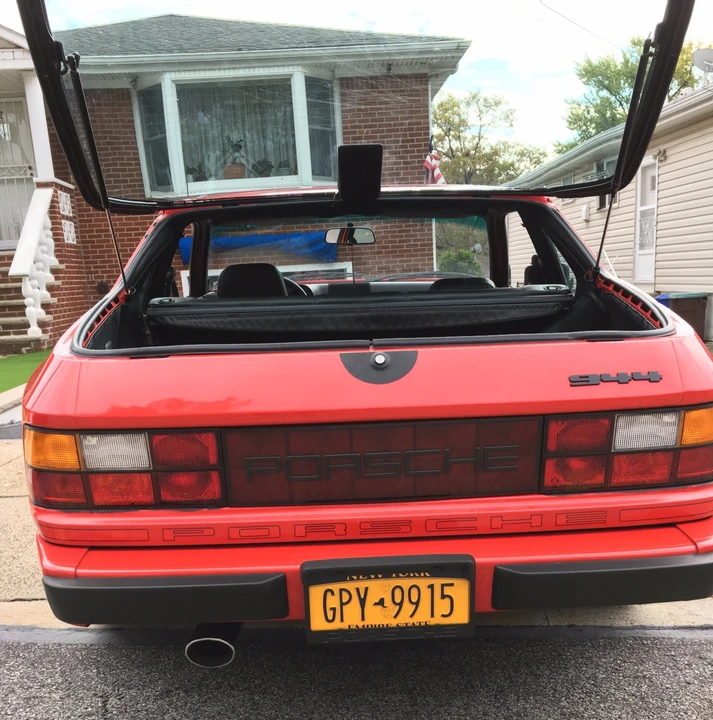 1985 Porsche 944 - Image 14 of 31