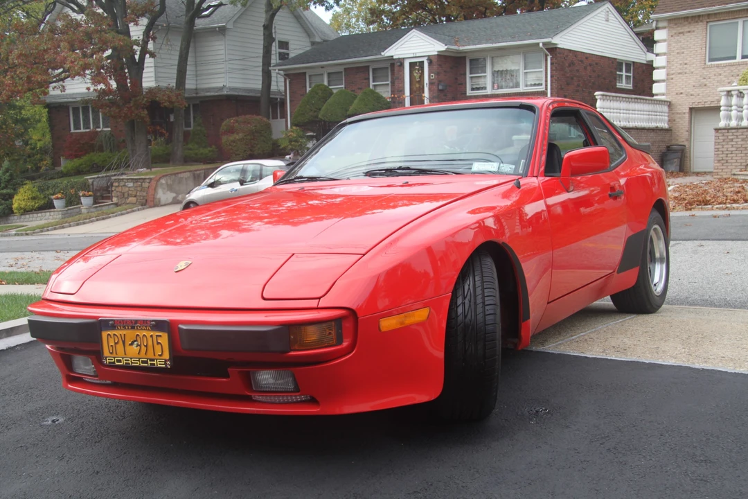 1985 Porsche 944 - Image 5 of 31