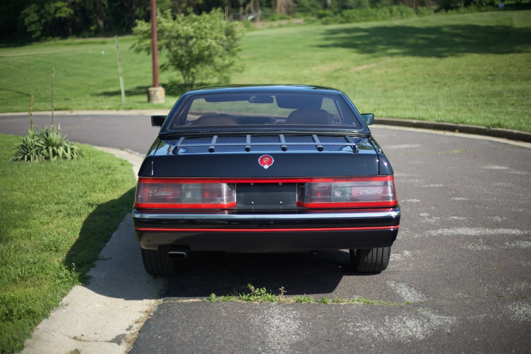 1988 Cadillac Allante - Image 6 of 31