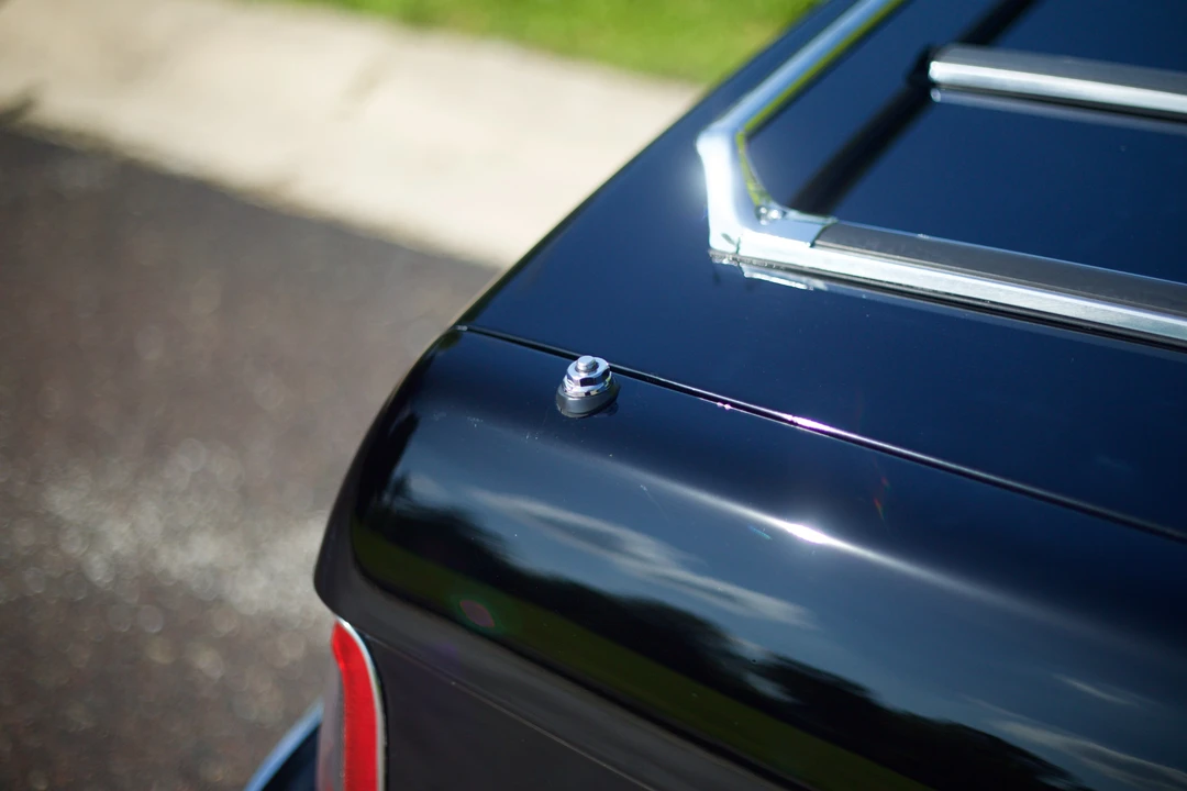 1988 Cadillac Allante - Image 24 of 31