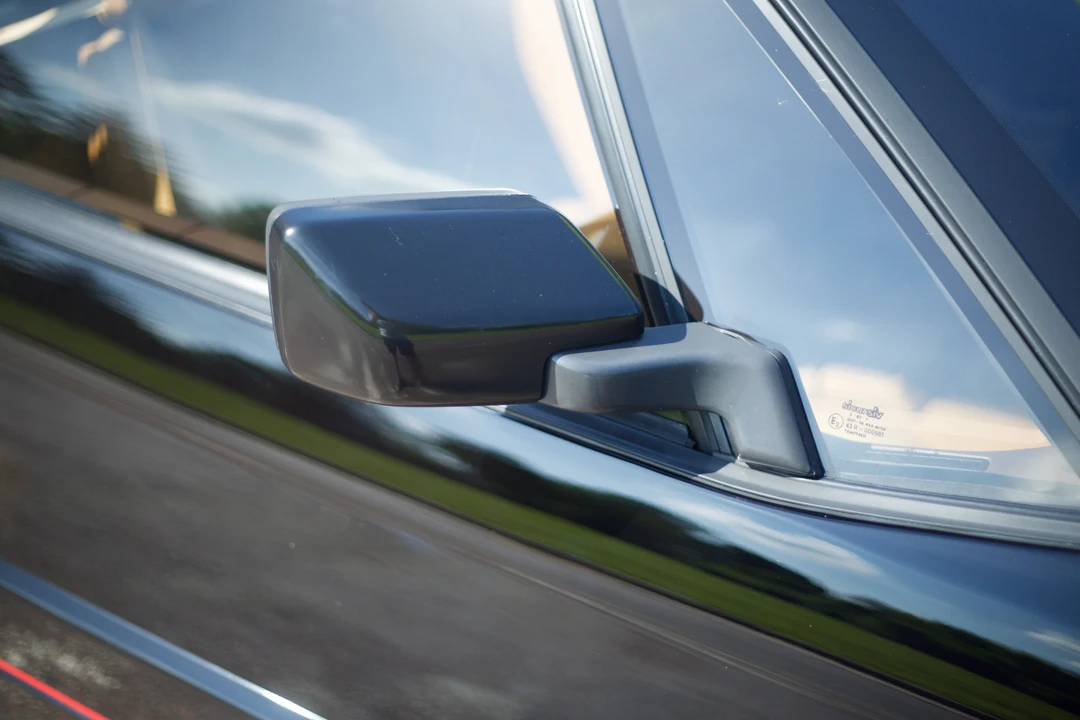 1988 Cadillac Allante - Image 19 of 31