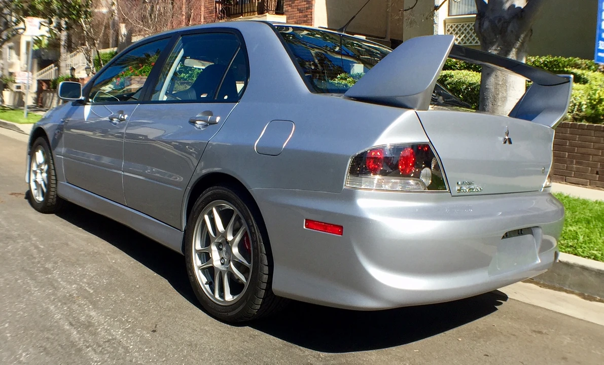 2006 Mitsubishi Lancer Evolution IX 8th Gen - Image 24 of 31