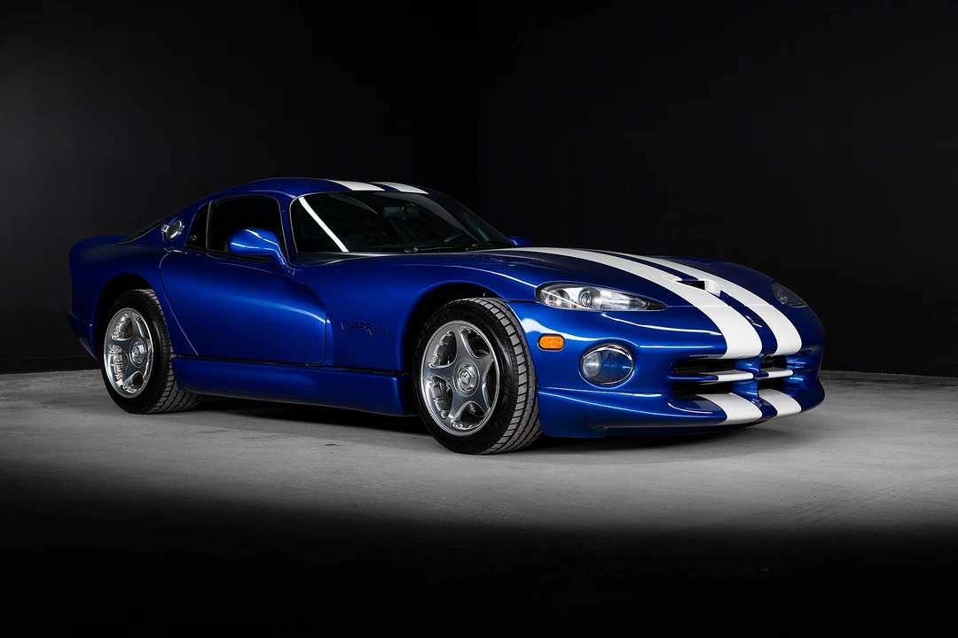 1997 Dodge Viper GTS 2nd Gen - Image 15 of 31