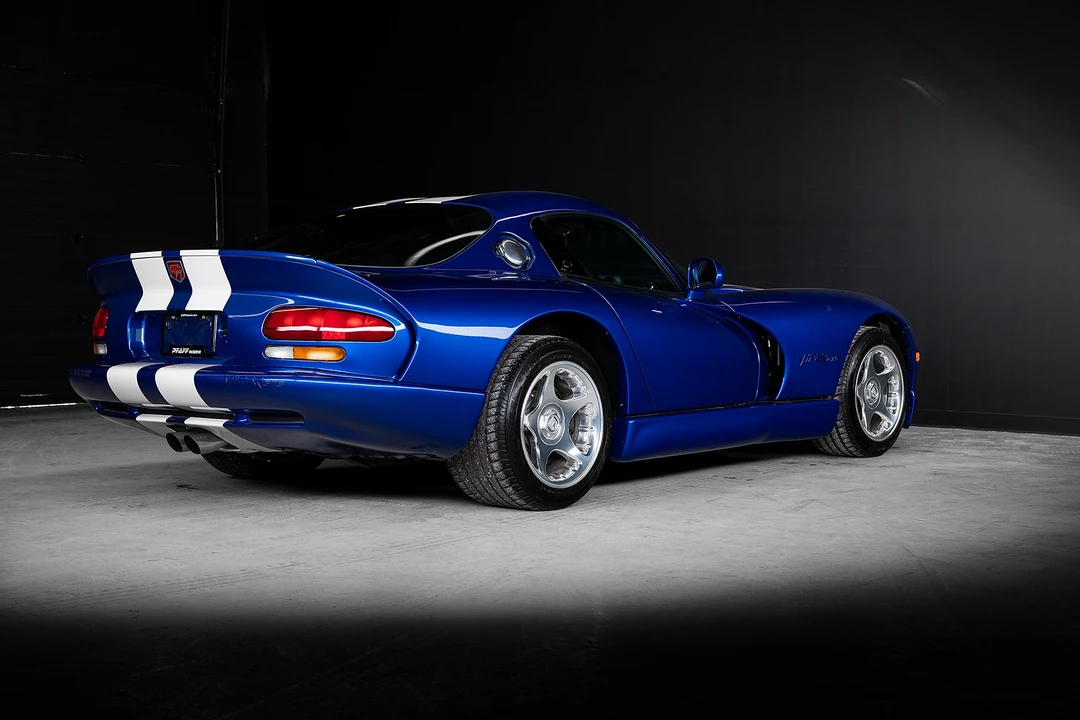 1997 Dodge Viper GTS 2nd Gen - Image 11 of 31