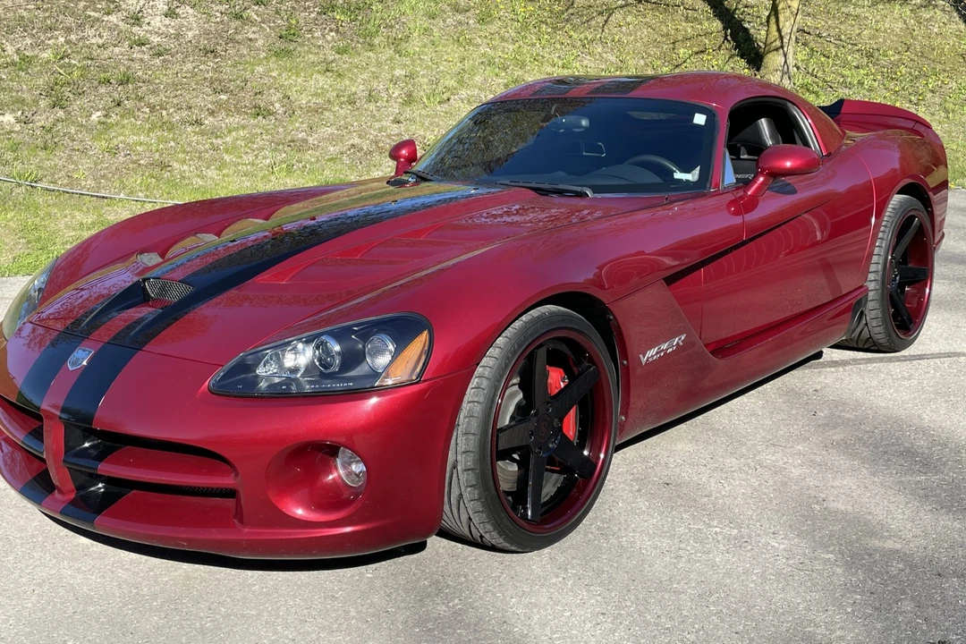 2008 Dodge Viper 4th Gen - Image 2 of 31