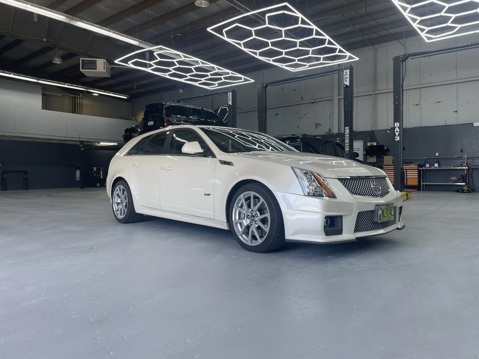2014 Cadillac CTS-V 2nd Gen - Image 19 of 31