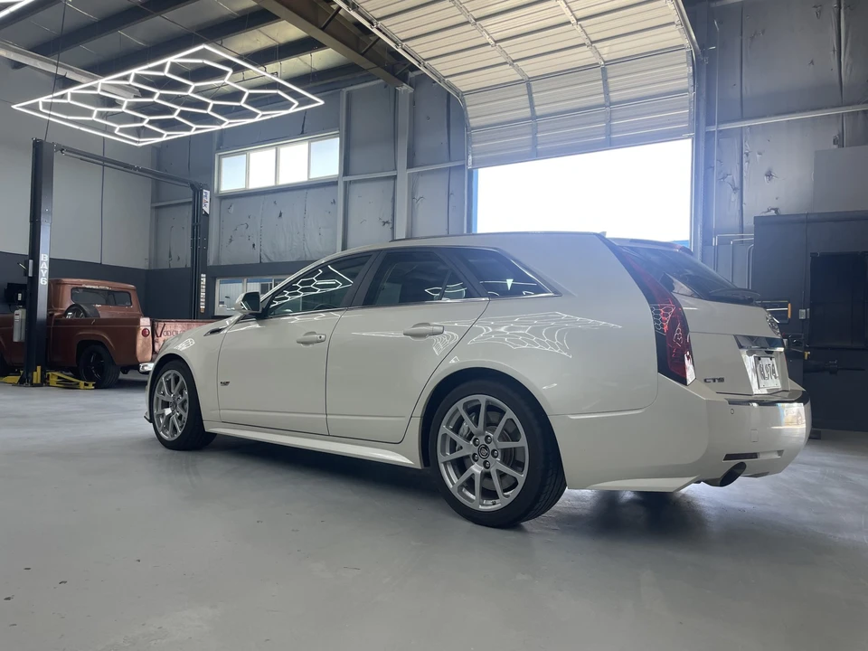 2014 Cadillac CTS-V 2nd Gen - Image 9 of 31