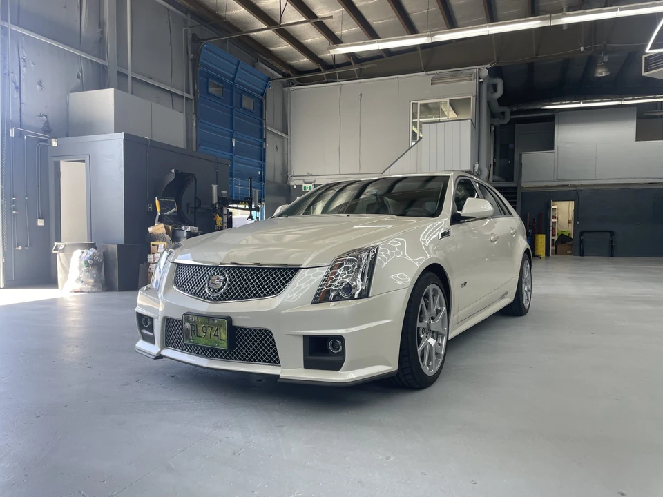 2014 Cadillac CTS-V 2nd Gen - Image 2 of 31
