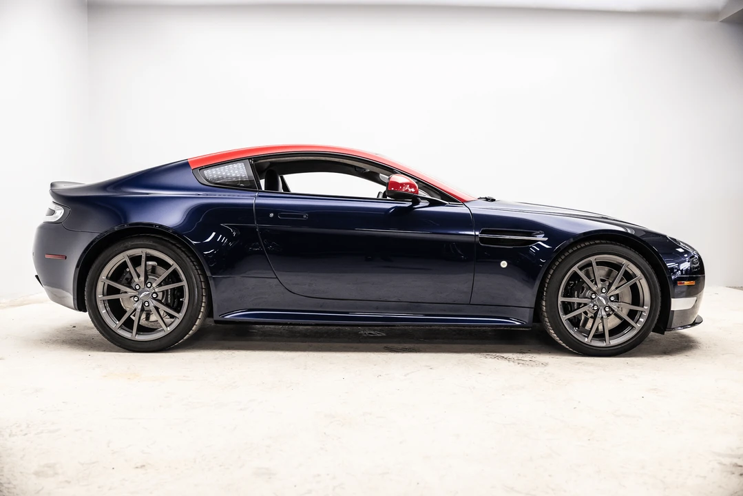2016 Aston Martin V8 Vantage (2006-2017) - Image 2 of 31