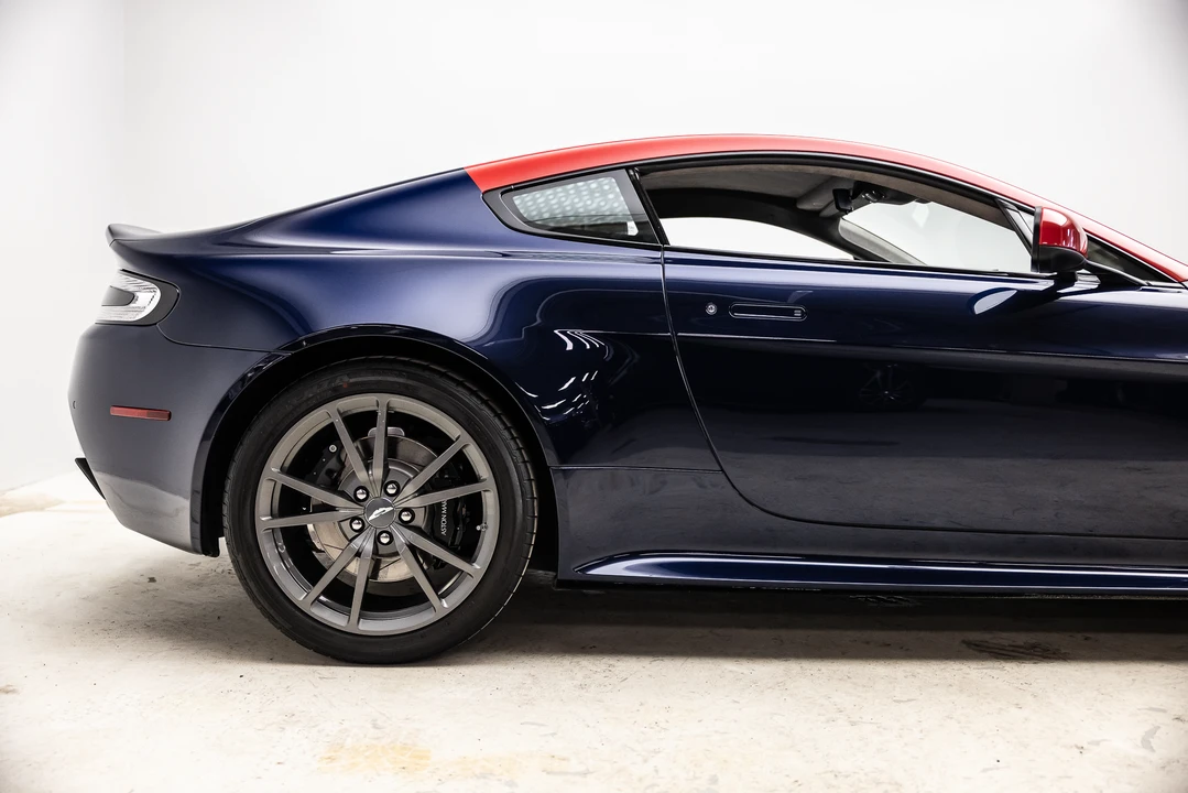 2016 Aston Martin V8 Vantage (2006-2017) - Image 17 of 31