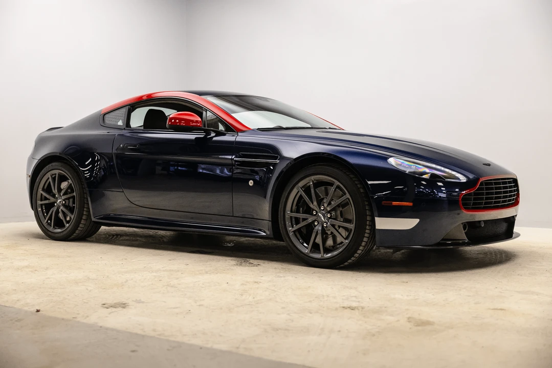 2016 Aston Martin V8 Vantage (2006-2017) - Image 3 of 31