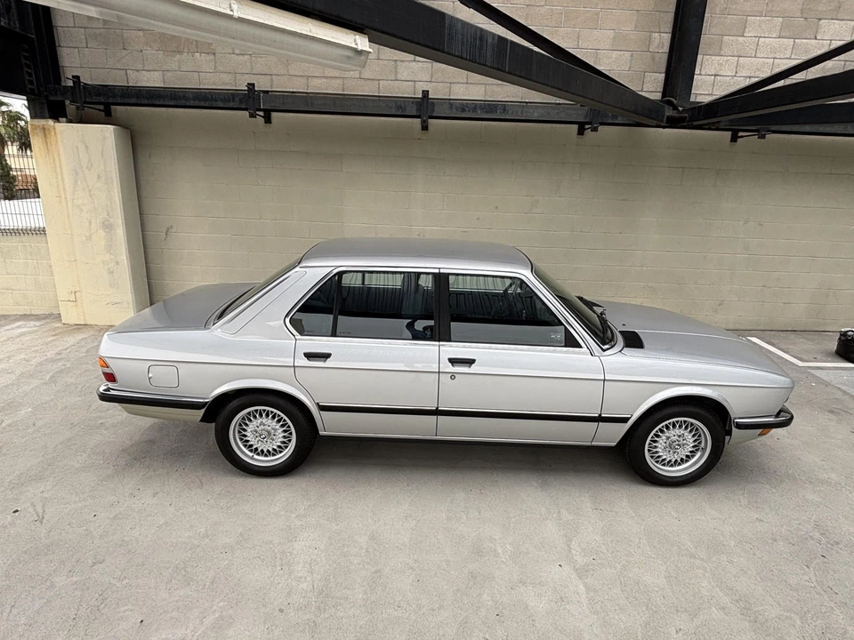 1982 BMW E28 5 Series - Image 27 of 31