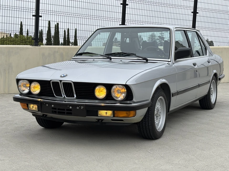 1982 BMW E28 5 Series - Image 2 of 31