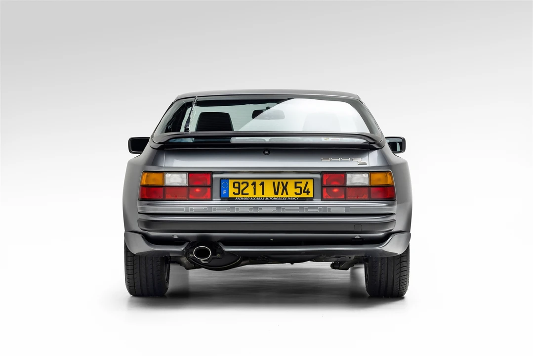 1990 Porsche 944 S2 - Image 10 of 31