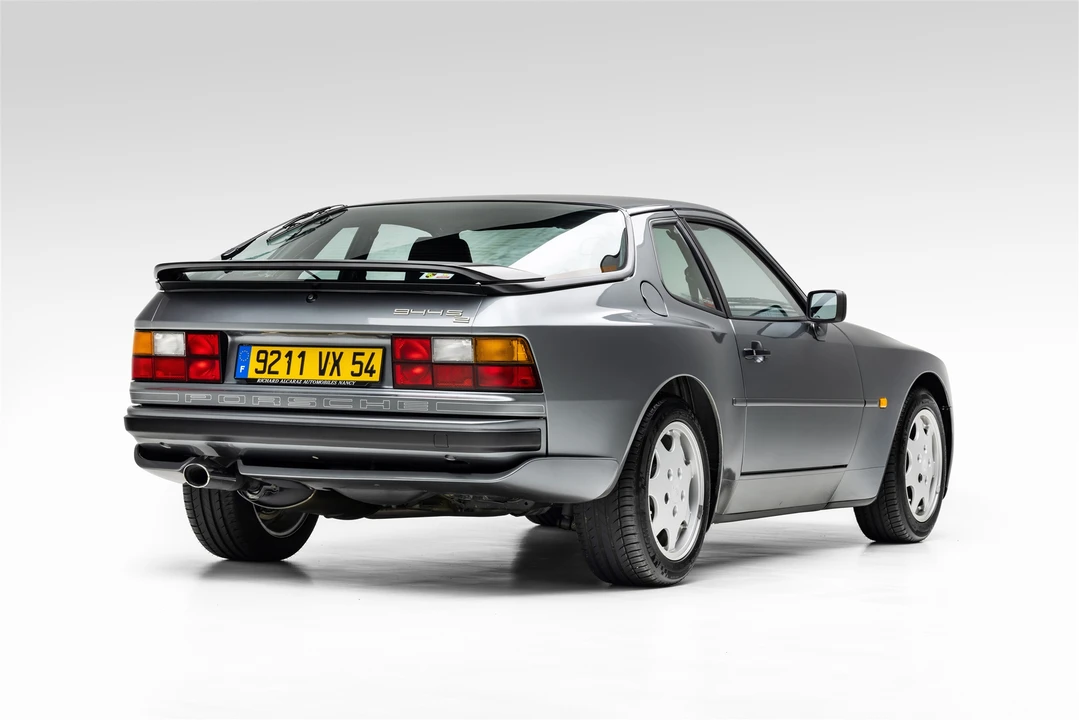 1990 Porsche 944 S2 - Image 12 of 31