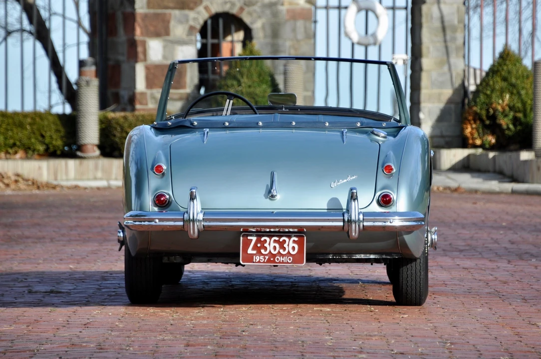 1957 Austin-Healey 100-6 - Image 8 of 31