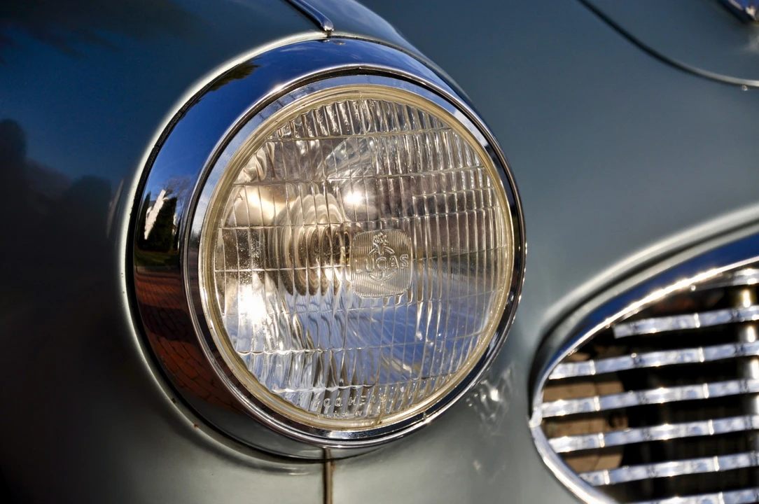 1957 Austin-Healey 100-6 - Image 18 of 31