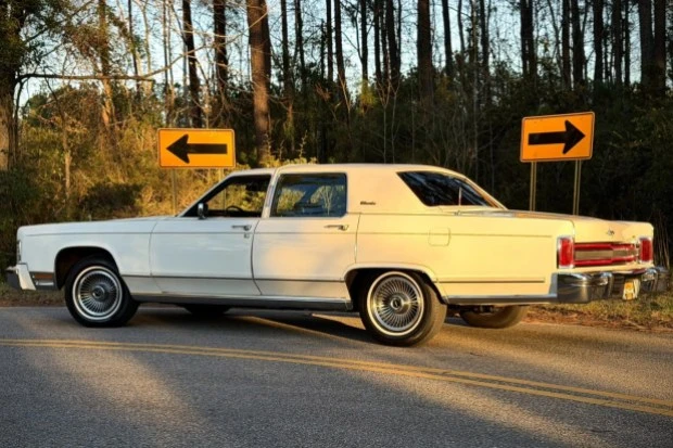 1979 Lincoln Town Car - Image 3 of 9