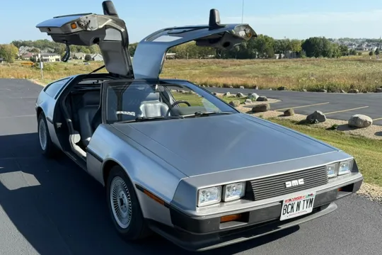 1981 DeLorean DMC-12